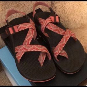 Chacos size 8